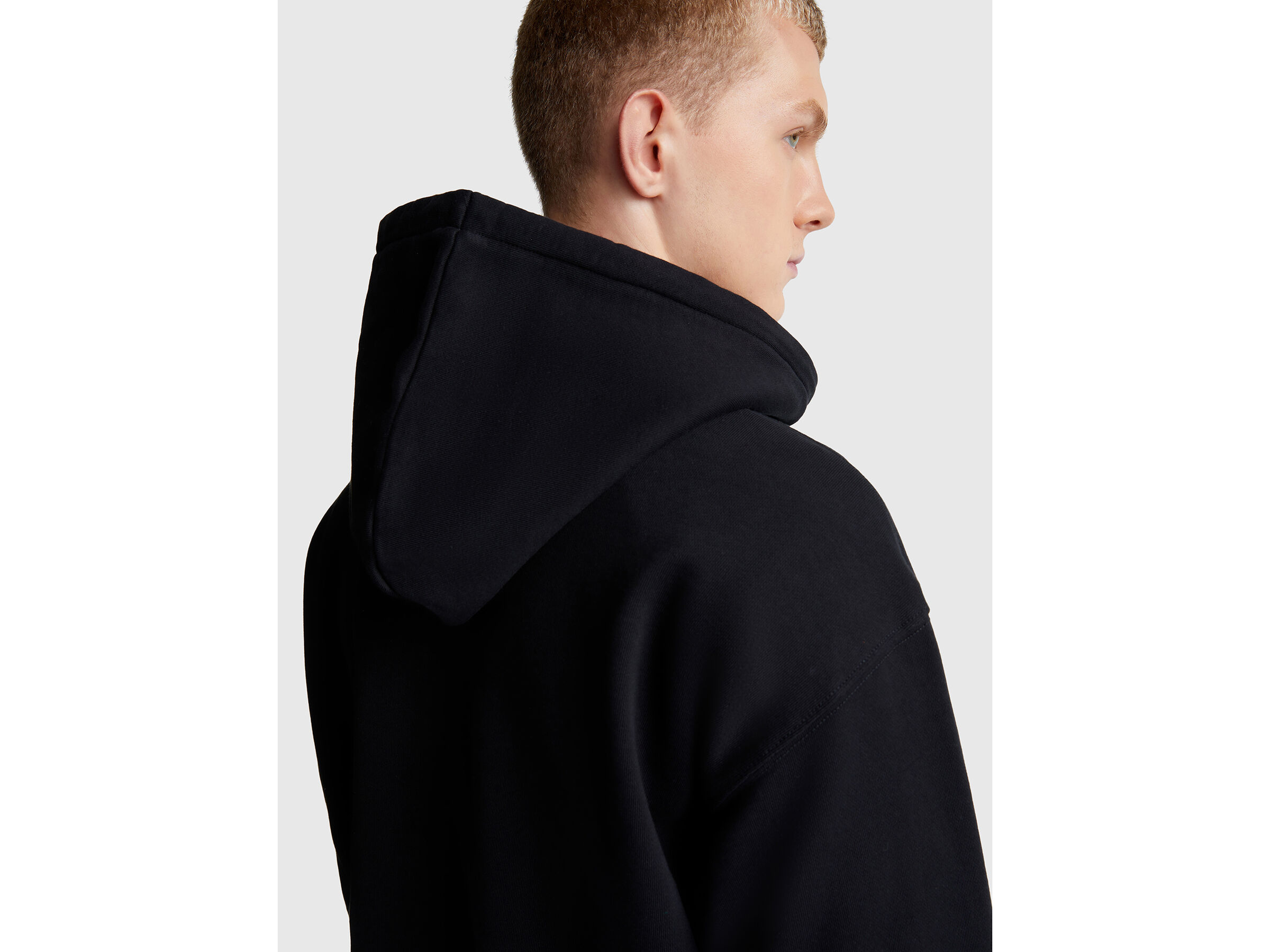 SWEATER W/HOOD Herren image number 4